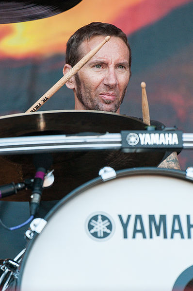 File:2015 RiP Godsmack Shannon Larkin by 2eight - 3SC5195.jpg