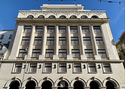 Art Deco and Neoclassical Composite columns on the Foreign Trade Bank Building (Calea Victoriei no. 22), Bucharest, by Radu Dudescu, 1937-1938