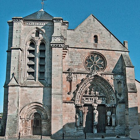 91 Longpont basilique façade