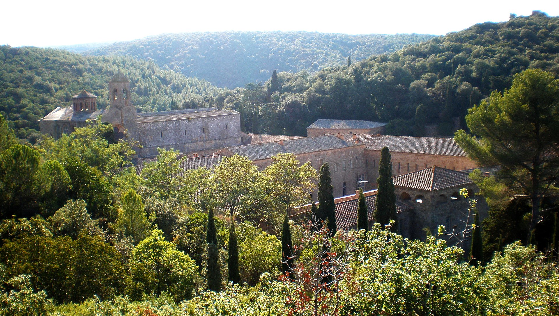 Abbaye Fontfroide AL 04.jpg