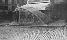 The northernmost entrance in 1909, which then served Adams Square but now serves City Hall Plaza Adams Square headhouse for State station, 1909.JPG