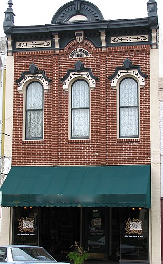 <span class="mw-page-title-main">Adel Public Square Historic District</span> Historic district in Iowa, United States