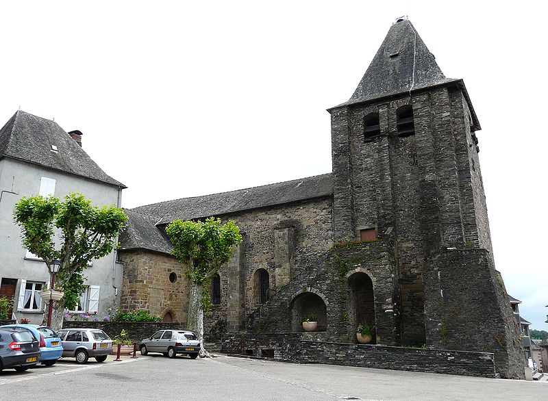 File:Allassac église (5).JPG