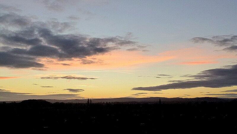 File:Another winter dusk - geograph.org.uk - 2777053.jpg