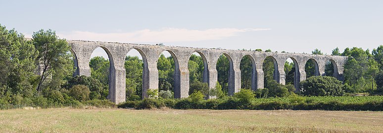 L'aqueduc de Castries, une de ses réalisations.