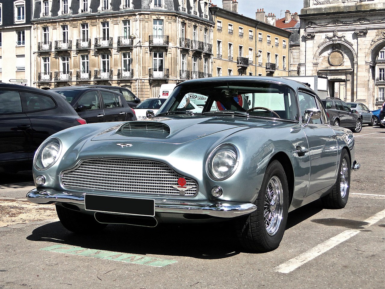 Image of Aston Martin DB5