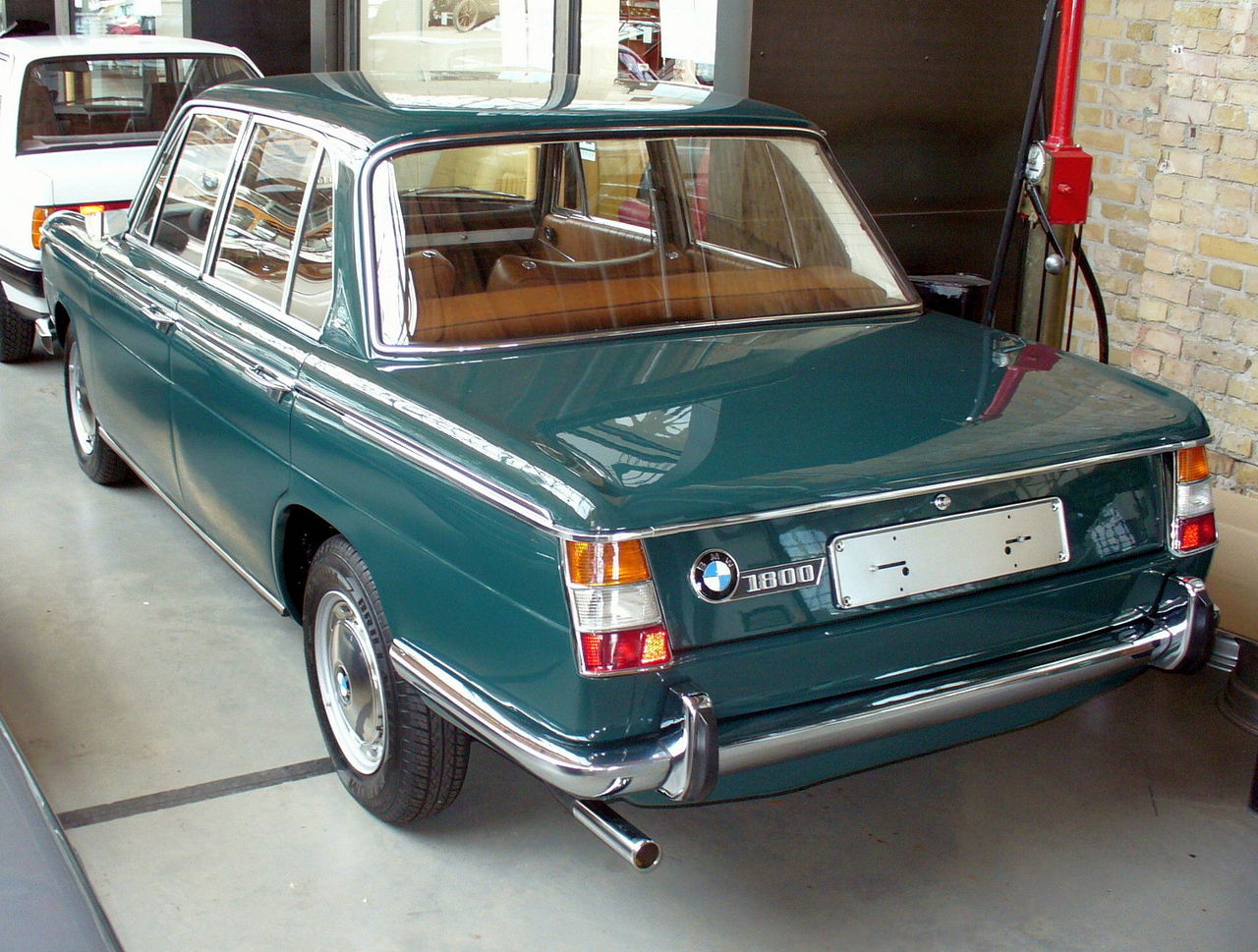 Image of BMW 1800