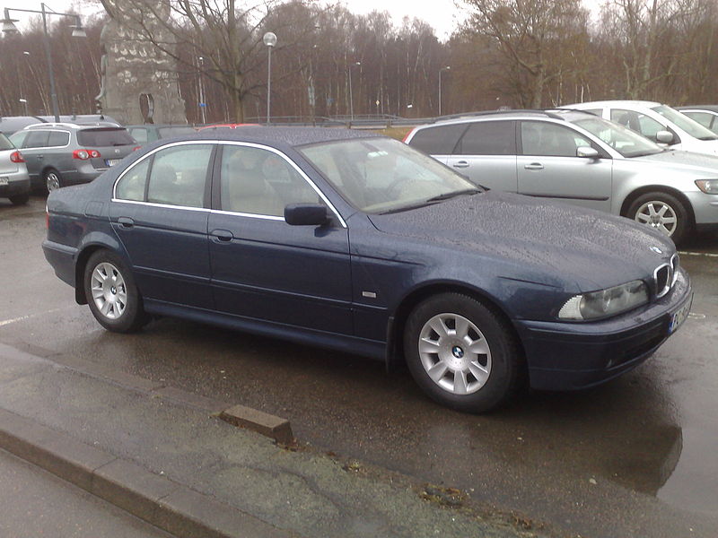 File:BMW 5 series (4487046402).jpg