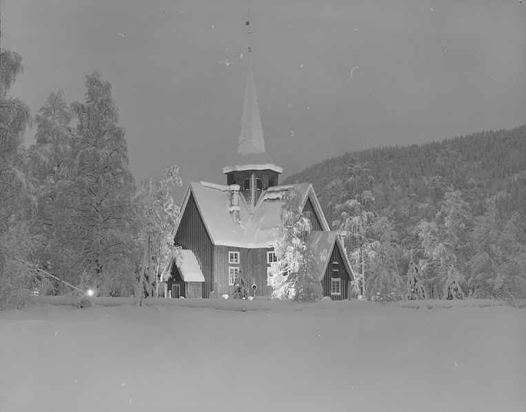 File:Bagn kirke (Valdres) - no-nb digifoto 20160720 00170 NB MIT FNR 22972 (cropped).jpg