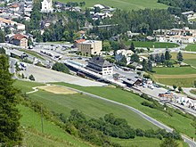 Bahnhof Scuol-Tarasp im Jahr 2017 mit dem eingleisigen Tirolerstumpen