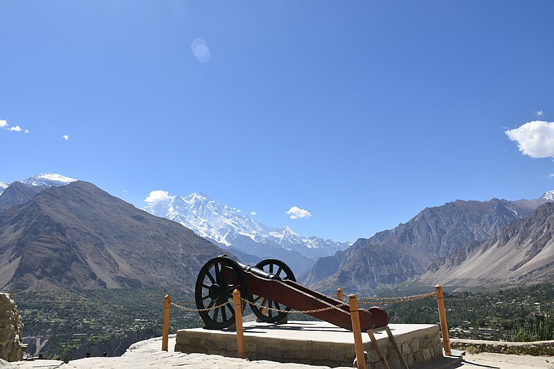 File:Baltit Fort canon.jpg