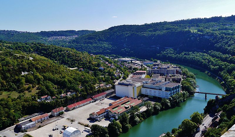 File:Besancon Blick von der Zitadelle auf den Doubs 13.jpg