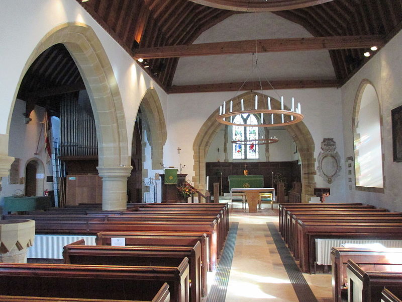 File:Bolney church interior 1.JPG