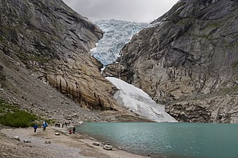 Briksdalen