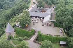 The outer bailey of Pyrmont Castle (Germany). BurgPyrmont01.jpg