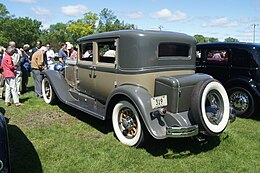 Cadillac 341 Berline Ville 1930 (8942135631) .jpg