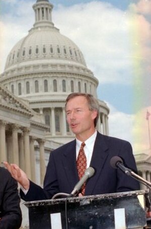 Hutchinson during a press conference on campaign finance reform in 1998