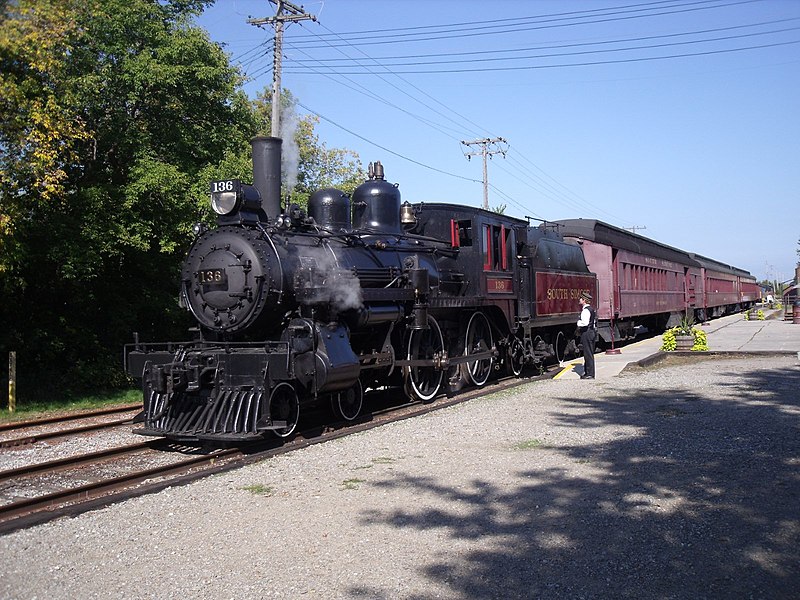 File:Canadian Pacific 4-4-0 A-2-m No 136 (6215336772).jpg