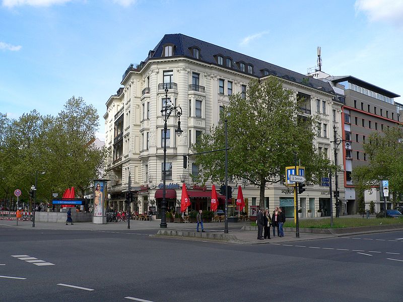 File:CharlottenburgAdenauerplatz4.JPG