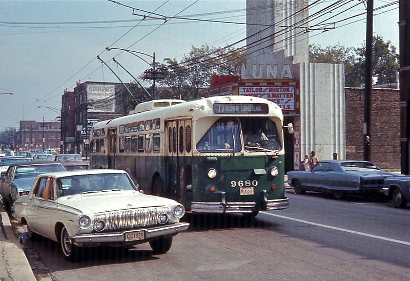 File:Chicago trolleybus 9680 on Belmont in 1968.jpg