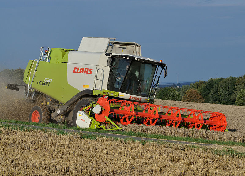 File:Claas Lexion 630 qtl1.jpg