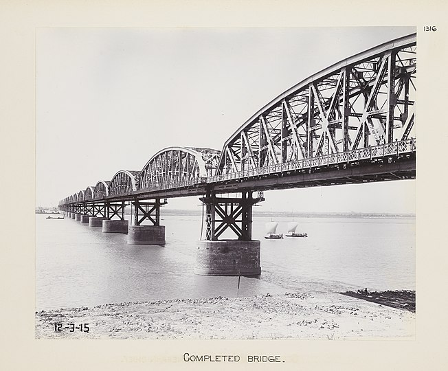 Hardinge Bridge, 1915