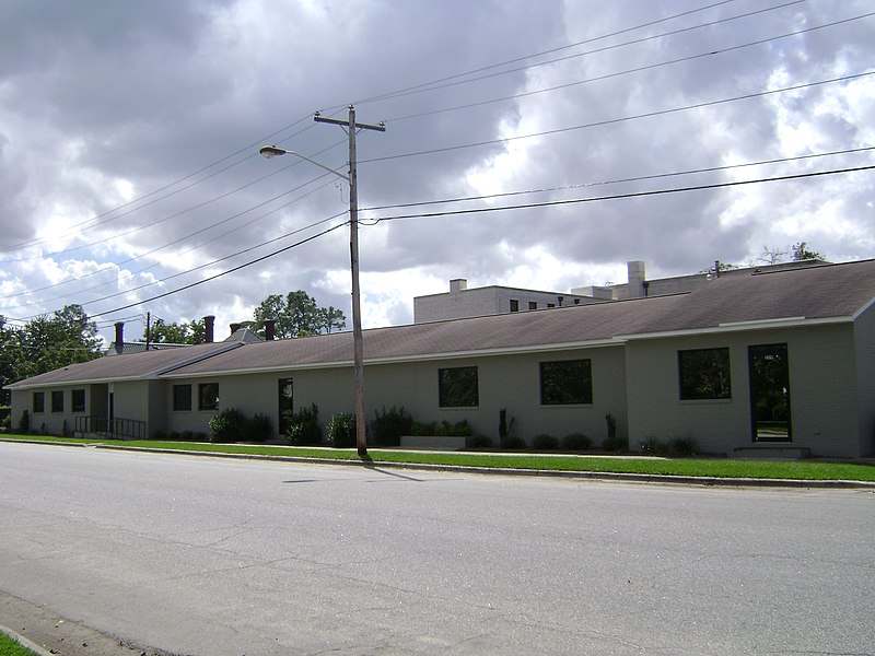 File:Cook County Tax Offices, Georgia.JPG