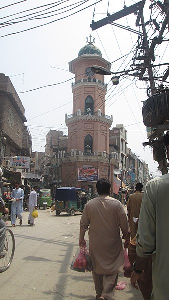 File:Cunningham clock tower Peshawar.jpg