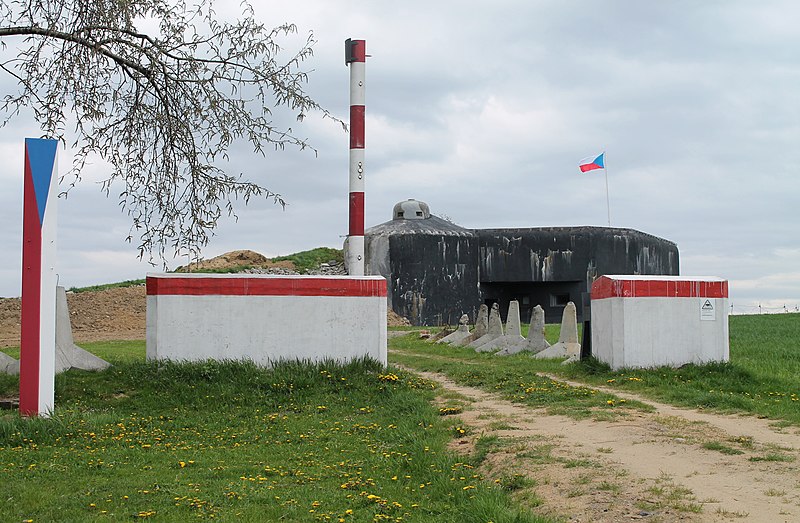 File:Darkovice, MO-S 21 (2015-05-01; 02).jpg