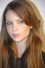 Pienoiskuva sivulle Daveigh Chase