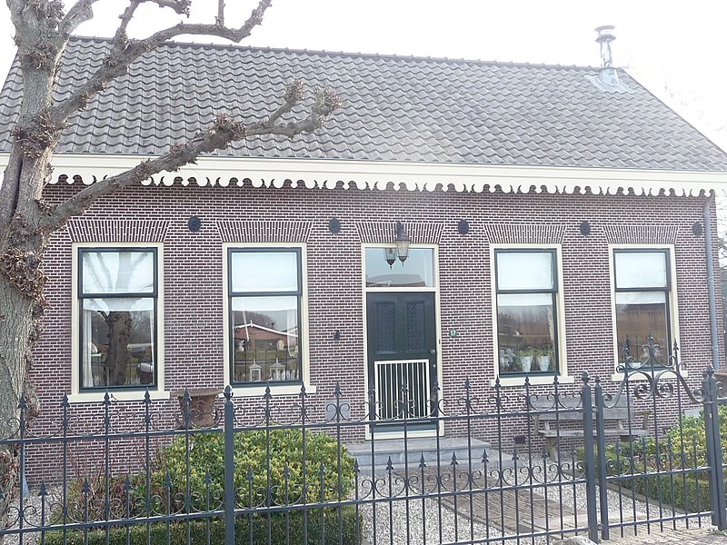 File:De Hoef Oostzijde 17 15032022.jpg