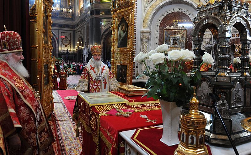 File:Easter service in the Cathedral of Christ the Saviour in Moscow, Russia, 2016-05-01 (07).jpg