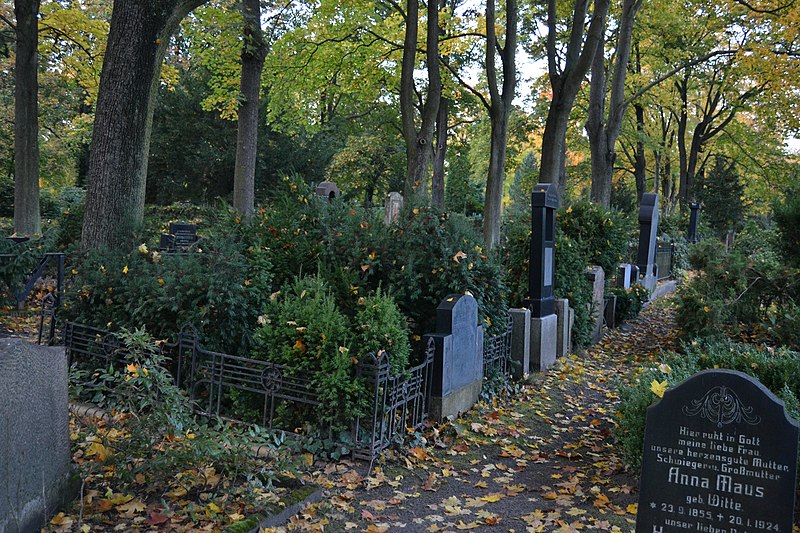 File:Evangelischer Friedhof Berlin-Friedrichshagen 0054.JPG