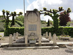 Monument aux morts.