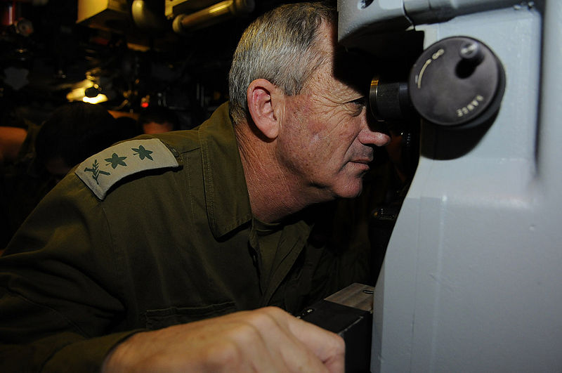 קובץ:Flickr - Israel Defense Forces - The Chief of Staff Tours Israel's Naval Bases (7).jpg