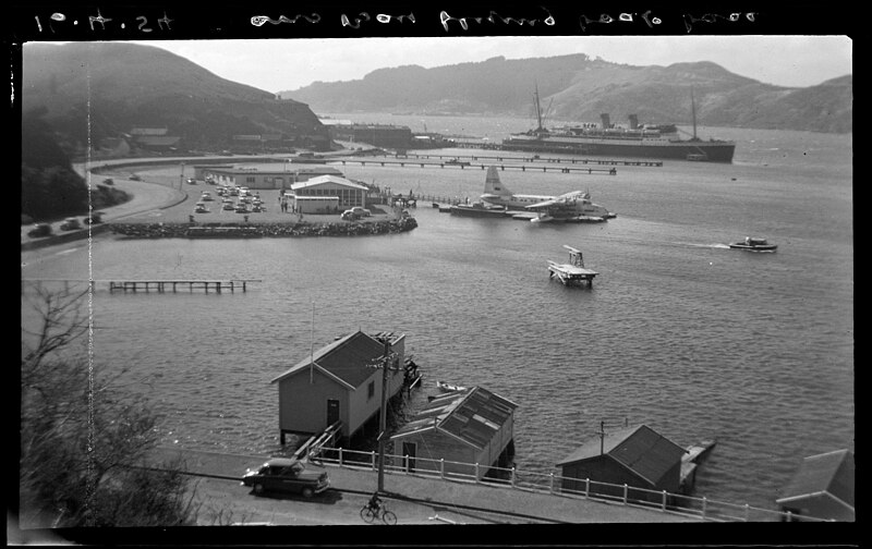 File:Flying boat base at Evans Bay.jpg