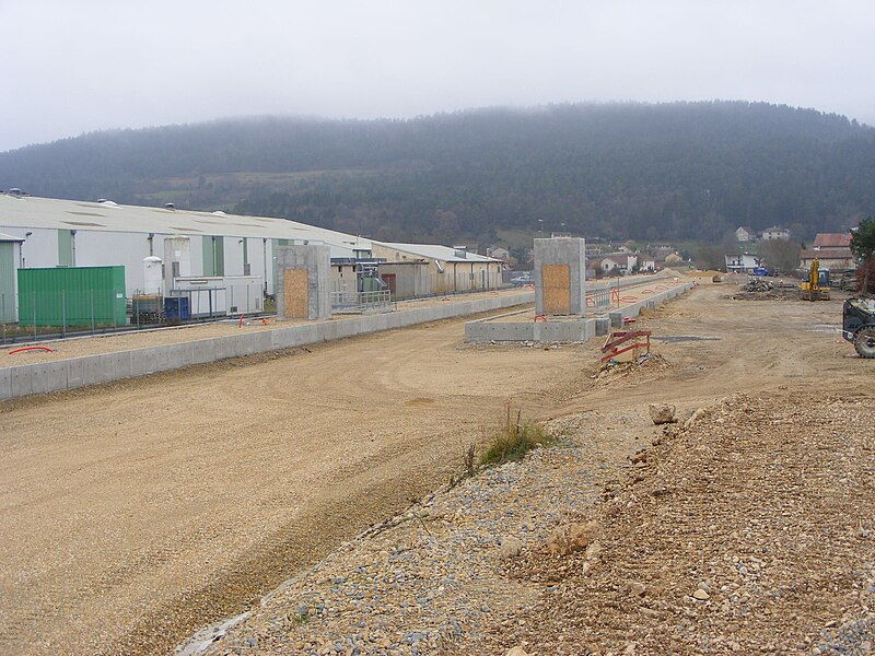 File:Gare de Nurieux.JPG