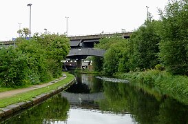 Grand Union Canal approaching Salford Junction, Birmingham - geograph.org.uk - 3161075.jpg