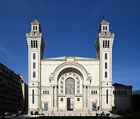 Image illustrative de l’article Basilique du Sacré-Cœur de Grenoble