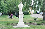 GuentherZ 2012-06-02 0072 Guntersdorf main square statue Johannes Nepomuk.jpg