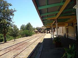 Gundagai Platform - panoramio.jpg