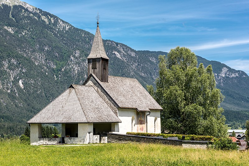 File:Hermagor Paßriach Filialkirche hl Valentin SW-Ansicht 08062017 9187.jpg