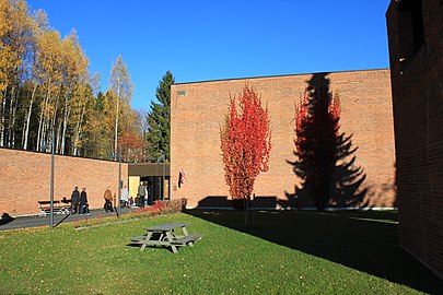 Hunn kirke i Gjøvik.JPG