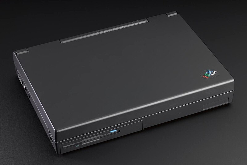 File:IBM ThinkPad 365e closed.jpg