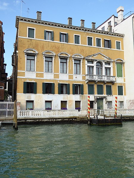 File:Images of Canal Grande Venice 13.jpg