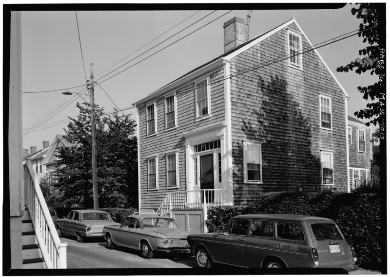 File:July, 1970 38 INDIA STREET, SOUTH SIDE (NOTE- NOT DISCUSSED IN STUDY) - India Street Neighborhood Study, 15-45 India Street, Nantucket, Nantucket County, MA HABS MASS,10-NANT,75-10.tif