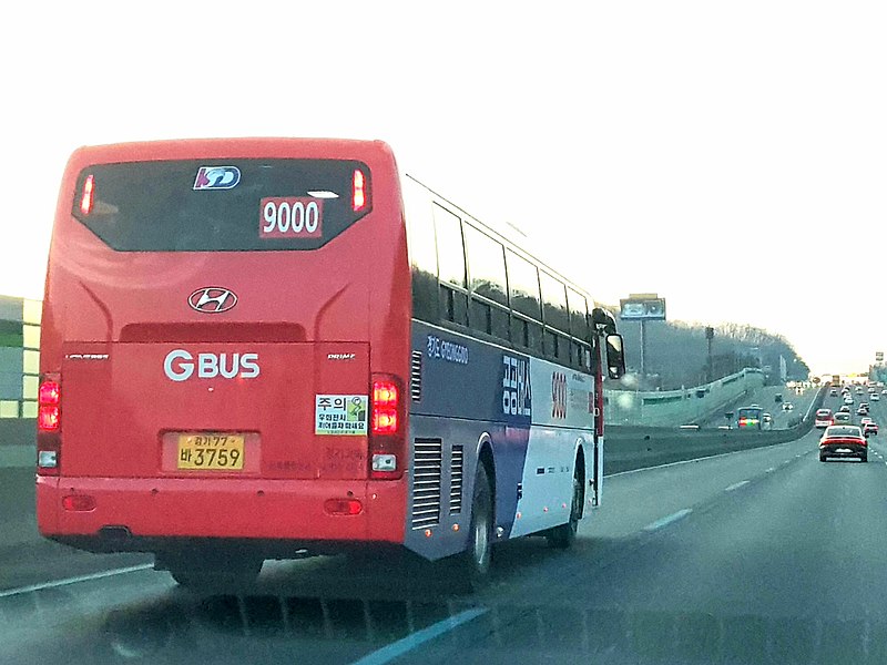 File:KD bus 9000.jpg