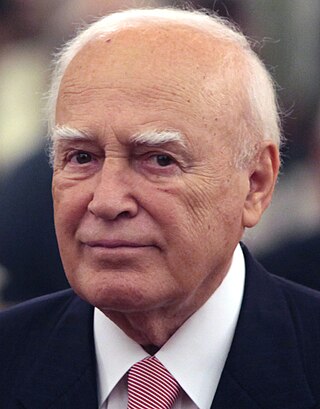 <span class="mw-page-title-main">Karolos Papoulias</span> President of Greece from 2005 to 2015