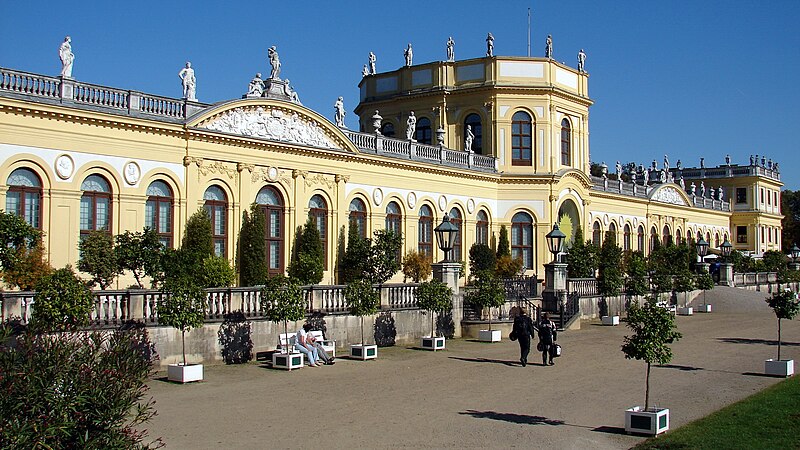 File:Kassel Orangerie 2011 04.jpg