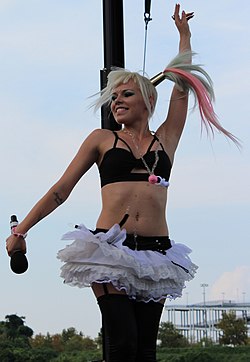 Kerli at Nashville Pride 2012 by Kathryn Parson cropped.jpg